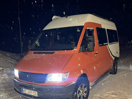 Білий Мерседес Sprinter, об'ємом двигуна 2.9 л та пробігом 542 тис. км за 11200 $, фото 1 на Automoto.ua