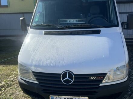 Мерседес Sprinter 2000 в Коломые на Automoto.ua Белый Мерседес Sprinter, объемом двигателя 2.1 л и пробегом 600 тыс. км за 7500 $, фото 1 на Automoto.ua