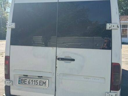 Белый Мерседес Sprinter, объемом двигателя 2.15 л и пробегом 500 тыс. км за 4300 $, фото 1 на Automoto.ua