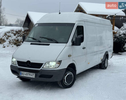 Белый Мерседес Sprinter, объемом двигателя 2.15 л и пробегом 600 тыс. км за 6999 $, фото 1 на Automoto.ua