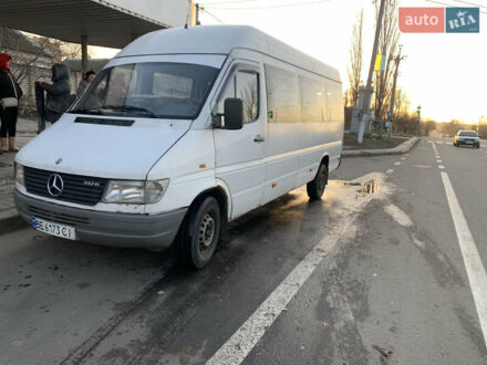 Белый Мерседес Sprinter, объемом двигателя 2.87 л и пробегом 458 тыс. км за 5900 $, фото 1 на Automoto.ua