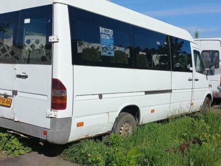 Белый Мерседес Sprinter, объемом двигателя 2.1 л и пробегом 333 тыс. км за 5000 $, фото 1 на Automoto.ua