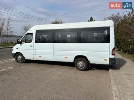 Белый Мерседес Sprinter, объемом двигателя 2.15 л и пробегом 850 тыс. км за 8200 $, фото 1 на Automoto.ua