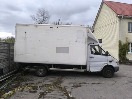 Білий Мерседес Sprinter, об'ємом двигуна 2.3 л та пробігом 300 тис. км за 2300 $, фото 1 на Automoto.ua