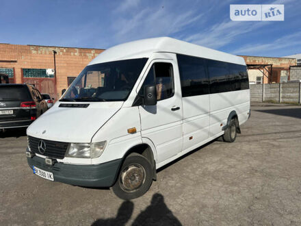 Белый Мерседес Sprinter, объемом двигателя 2.9 л и пробегом 300 тыс. км за 12900 $, фото 1 на Automoto.ua