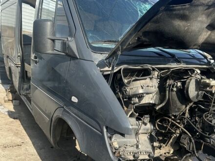 Мерседес Sprinter 2000 в Кременчуге на Automoto.ua Белый Мерседес Sprinter, объемом двигателя 2.9 л и пробегом 444 тыс. км за 900 $, фото 1 на Automoto.ua