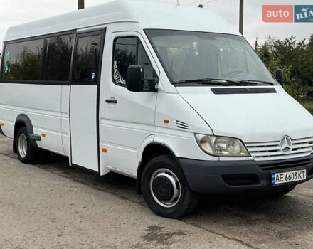 Мерседес Sprinter 2000 в Кривом Роге на Automoto.ua Белый Мерседес Sprinter, объемом двигателя 2.7 л и пробегом 371 тыс. км за 13500 $, фото 1 на Automoto.ua