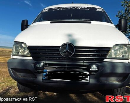 Білий Мерседес Sprinter, об'ємом двигуна 2.1 л та пробігом 0 тис. км за 7500 $, фото 1 на Automoto.ua