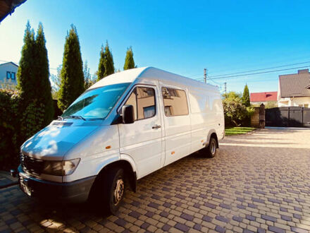 Мерседес Sprinter 2000 у Києві на Automoto.ua Білий Мерседес Sprinter, об'ємом двигуна 2.87 л та пробігом 883 тис. км за 9100 $, фото 1 на Automoto.ua