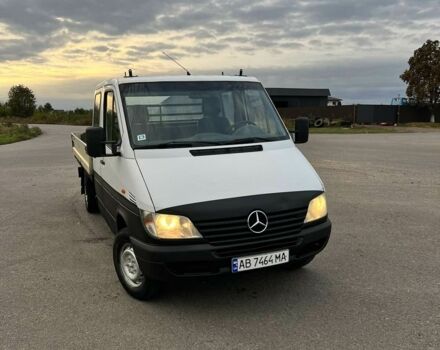 Белый Мерседес Sprinter, объемом двигателя 2.1 л и пробегом 400 тыс. км за 3750 $, фото 1 на Automoto.ua