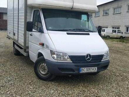 Мерседес Sprinter 2000 в Львове на Automoto.ua Белый Мерседес Sprinter, объемом двигателя 2.15 л и пробегом 526 тыс. км за 8200 $, фото 1 на Automoto.ua