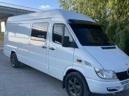 Белый Мерседес Sprinter, объемом двигателя 2.15 л и пробегом 620 тыс. км за 10500 $, фото 1 на Automoto.ua