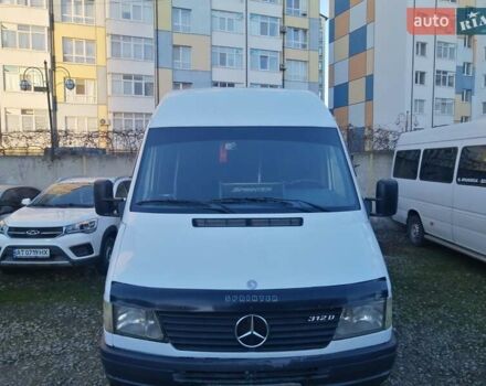 Белый Мерседес Sprinter, объемом двигателя 2.87 л и пробегом 800 тыс. км за 13500 $, фото 1 на Automoto.ua