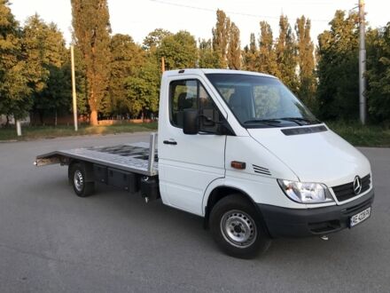 Белый Мерседес Sprinter, объемом двигателя 2.7 л и пробегом 560 тыс. км за 13499 $, фото 1 на Automoto.ua