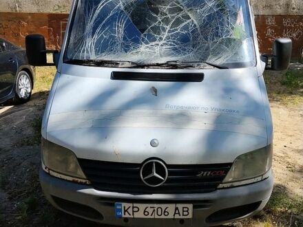 Белый Мерседес Sprinter, объемом двигателя 2.15 л и пробегом 265 тыс. км за 4500 $, фото 1 на Automoto.ua