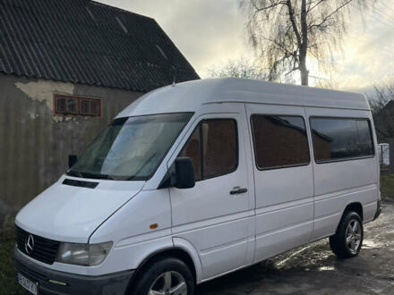 Білий Мерседес Sprinter, об'ємом двигуна 2.9 л та пробігом 360 тис. км за 5500 $, фото 1 на Automoto.ua