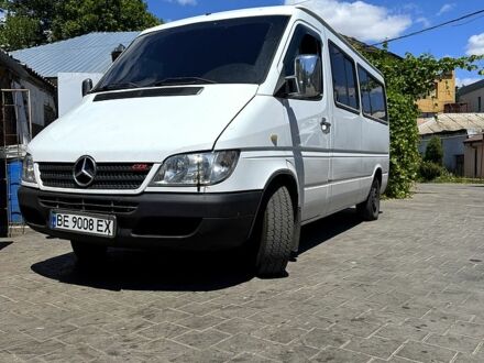 Белый Мерседес Sprinter, объемом двигателя 2.7 л и пробегом 640 тыс. км за 11000 $, фото 1 на Automoto.ua