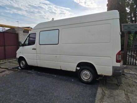 Белый Мерседес Sprinter, объемом двигателя 2.9 л и пробегом 752 тыс. км за 6900 $, фото 1 на Automoto.ua