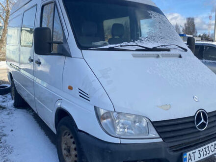 Білий Мерседес Sprinter, об'ємом двигуна 2.2 л та пробігом 400 тис. км за 4499 $, фото 1 на Automoto.ua