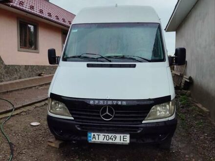 Белый Мерседес Sprinter, объемом двигателя 2.7 л и пробегом 682 тыс. км за 11800 $, фото 1 на Automoto.ua
