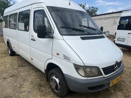 Мерседес Sprinter 2000 у Кривому Розі на Automoto.ua Білий Мерседес Sprinter, об'ємом двигуна 2.2 л та пробігом 300 тис. км за 7800 $, фото 1 на Automoto.ua