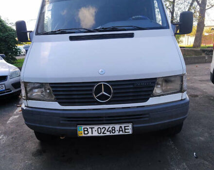 Мерседес Sprinter 2000 в Николаеве на Automoto.ua Белый Мерседес Sprinter, объемом двигателя 0 л и пробегом 400 тыс. км за 8500 $, фото 1 на Automoto.ua