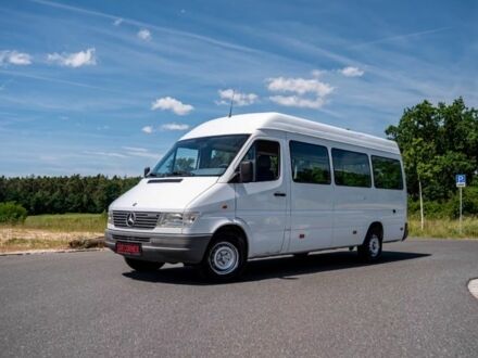 Белый Мерседес Sprinter, объемом двигателя 2.9 л и пробегом 450 тыс. км за 2686 $, фото 1 на Automoto.ua