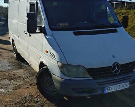 Белый Мерседес Sprinter, объемом двигателя 2.15 л и пробегом 337 тыс. км за 7200 $, фото 1 на Automoto.ua