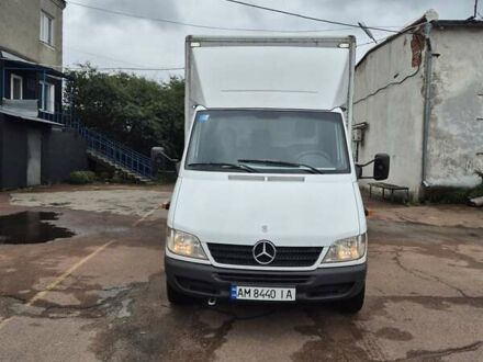 Белый Мерседес Sprinter, объемом двигателя 2.7 л и пробегом 670 тыс. км за 13400 $, фото 1 на Automoto.ua