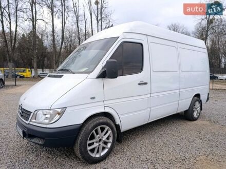 Белый Мерседес Sprinter, объемом двигателя 2.2 л и пробегом 380 тыс. км за 9700 $, фото 1 на Automoto.ua
