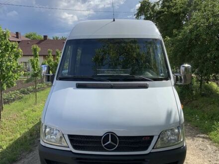 Мерседес Sprinter 2000 в Сторожинце на Automoto.ua Белый Мерседес Sprinter, объемом двигателя 2.1 л и пробегом 780 тыс. км за 8500 $, фото 1 на Automoto.ua