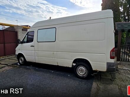 Белый Мерседес Sprinter, объемом двигателя 2.9 л и пробегом 752 тыс. км за 6900 $, фото 1 на Automoto.ua