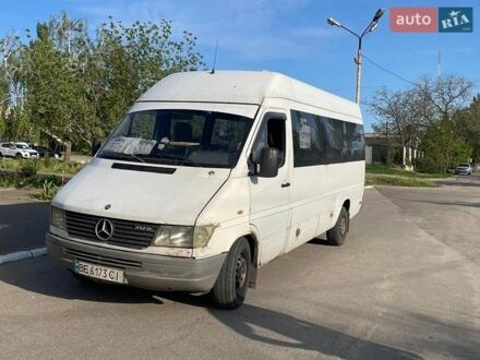 Белый Мерседес Sprinter, объемом двигателя 2.87 л и пробегом 600 тыс. км за 4300 $, фото 1 на Automoto.ua