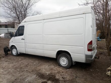 Білий Мерседес Sprinter, об'ємом двигуна 2.1 л та пробігом 340 тис. км за 4000 $, фото 1 на Automoto.ua
