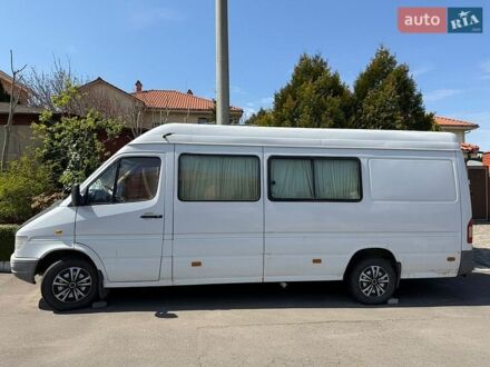 Белый Мерседес Sprinter, объемом двигателя 2.87 л и пробегом 450 тыс. км за 8000 $, фото 1 на Automoto.ua