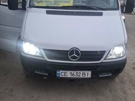 Белый Мерседес Sprinter, объемом двигателя 2.15 л и пробегом 650 тыс. км за 15000 $, фото 1 на Automoto.ua
