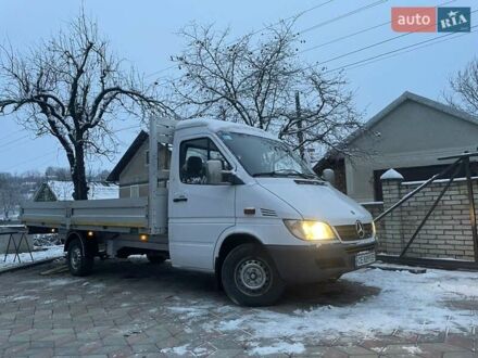 Білий Мерседес Sprinter, об'ємом двигуна 2.15 л та пробігом 1000 тис. км за 10000 $, фото 1 на Automoto.ua