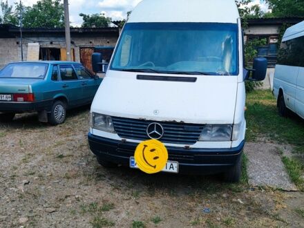 Мерседес Sprinter 2000 в Буче на Automoto.ua Белый Мерседес Sprinter, объемом двигателя 0 л и пробегом 500 тыс. км за 3800 $, фото 1 на Automoto.ua