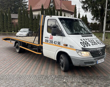 Белый Мерседес Sprinter, объемом двигателя 2.2 л и пробегом 350 тыс. км за 14999 $, фото 1 на Automoto.ua