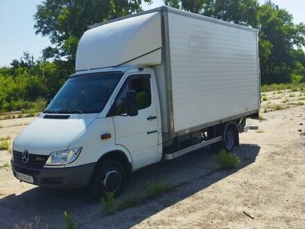 Белый Мерседес Sprinter, объемом двигателя 2.15 л и пробегом 712 тыс. км за 10000 $, фото 1 на Automoto.ua