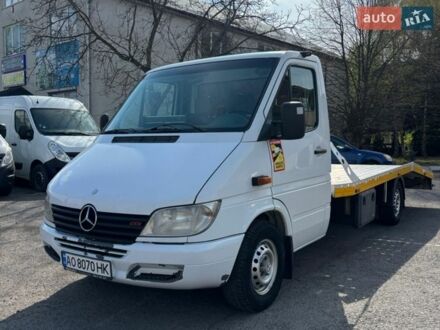 Белый Мерседес Sprinter, объемом двигателя 2.2 л и пробегом 544 тыс. км за 10900 $, фото 1 на Automoto.ua