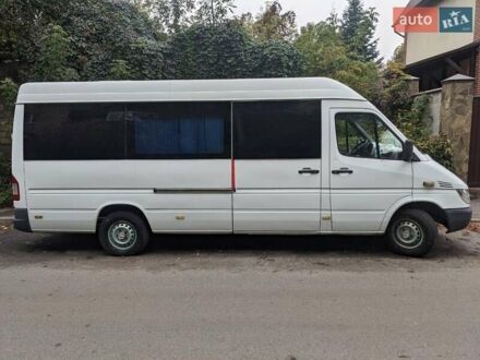 Мерседес Sprinter 2001 в Киеве на Automoto.ua Белый Мерседес Sprinter, объемом двигателя 2.15 л и пробегом 600 тыс. км за 10300 $, фото 1 на Automoto.ua