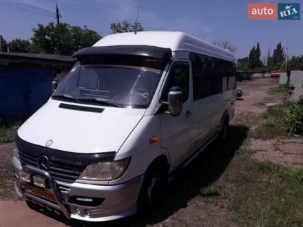 Белый Мерседес Sprinter, объемом двигателя 2.15 л и пробегом 113 тыс. км за 15000 $, фото 1 на Automoto.ua