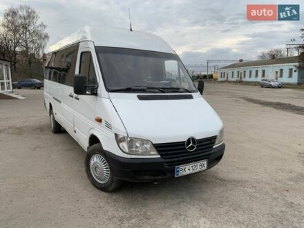 Белый Мерседес Sprinter, объемом двигателя 2.15 л и пробегом 515 тыс. км за 8500 $, фото 1 на Automoto.ua