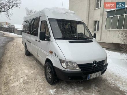 Белый Мерседес Sprinter, объемом двигателя 2.15 л и пробегом 515 тыс. км за 8800 $, фото 1 на Automoto.ua