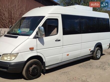 Белый Мерседес Sprinter, объемом двигателя 2.7 л и пробегом 750 тыс. км за 17000 $, фото 1 на Automoto.ua