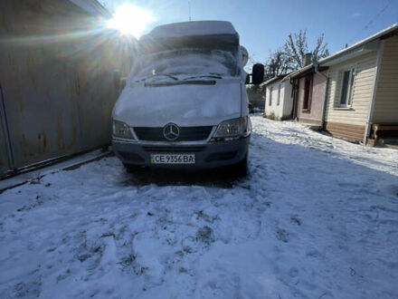 Білий Мерседес Sprinter, об'ємом двигуна 2.15 л та пробігом 560 тис. км за 4000 $, фото 1 на Automoto.ua