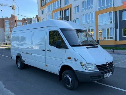 Белый Мерседес Sprinter, объемом двигателя 2.15 л и пробегом 450 тыс. км за 13300 $, фото 1 на Automoto.ua