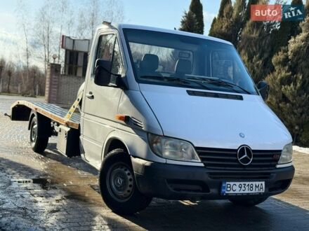 Белый Мерседес Sprinter, объемом двигателя 2.69 л и пробегом 620 тыс. км за 11950 $, фото 1 на Automoto.ua