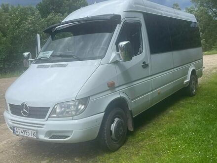 Білий Мерседес Sprinter, об'ємом двигуна 2.15 л та пробігом 209 тис. км за 15000 $, фото 1 на Automoto.ua